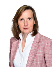 2025 Dr. Kirsten Hess Studioline Business Foto Team